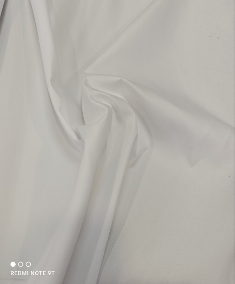 Popelin/Microfibra blanco 100% poliéster impermeable e hidrofugada 1,5 y 85 lavados0 ancho